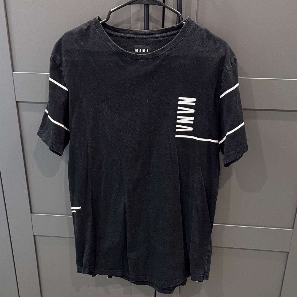 NaNa Black and White Men's Short Sleeve Tee